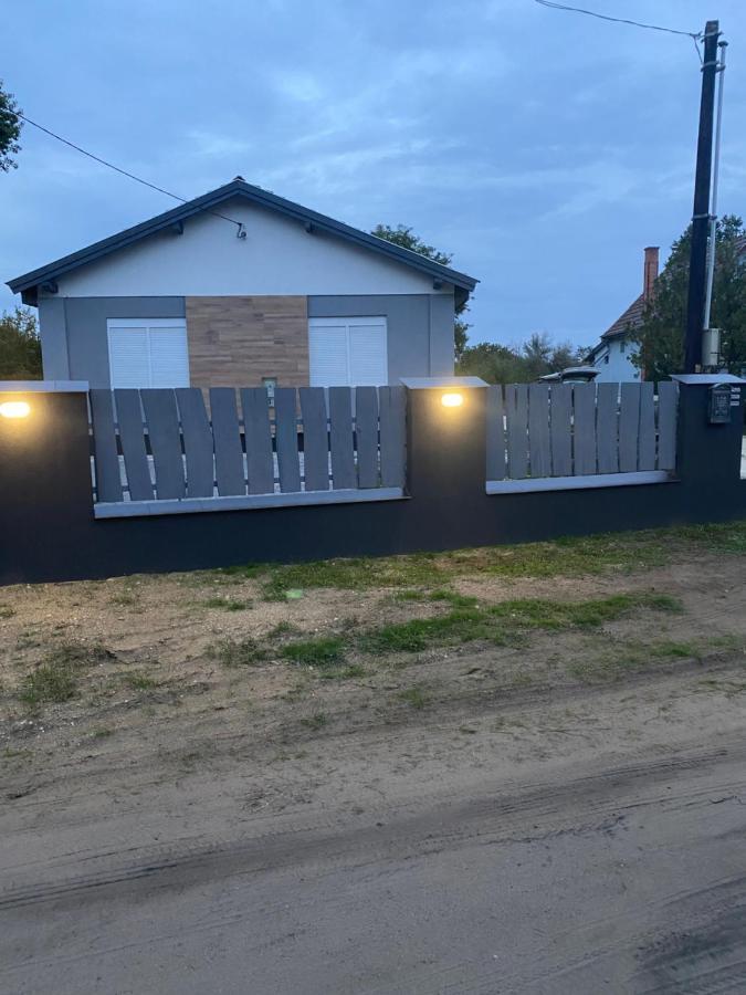 Jóleső Pihenő Apartman Inárcs Kültér fotó